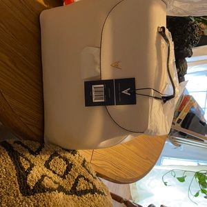 New Vanessa Williams purse